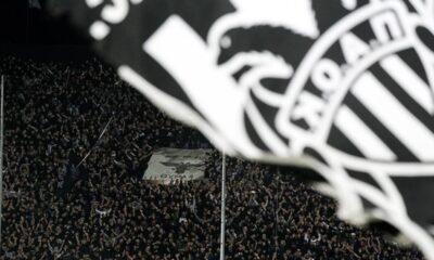 «Παραίτηση Καπέλα και αυτόματο οφσάιντ!»